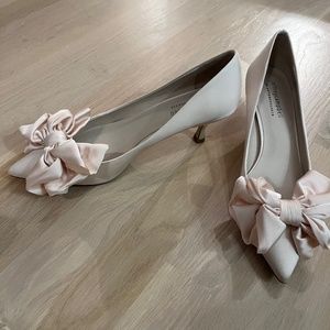 Jeffrey Campbell Satin Pumps Never Worn